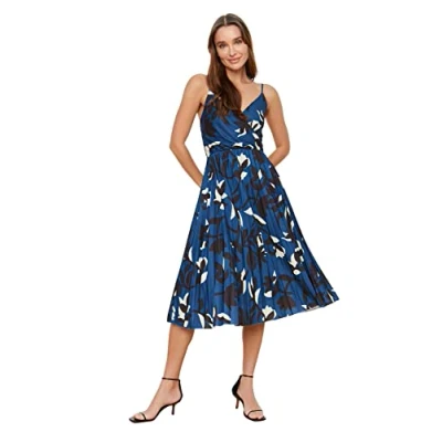 Image of Trendyol Woman Midi A line Regular fit Knit Dress