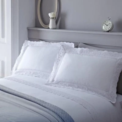 Image of Serene Renaissance Easy Care Duvet Cover Set King, White