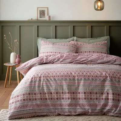 Image of Catherine Lansfield Brushed Cotton Fairisle Reversible Single Duvet Cover Set with Pillowcase Red