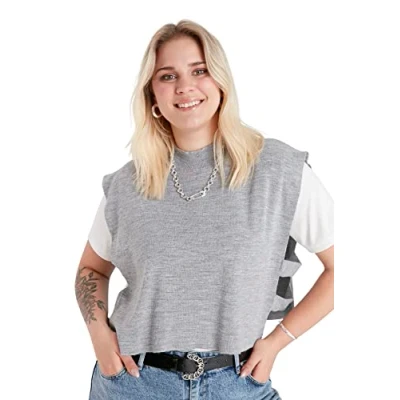 Image of Trendyol Women Plus Size Relaxed Basic High Neck Knitwear Sweater Grau