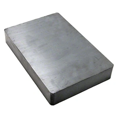 Image of Y30BH Ferrite Magnet for Arts, Craft, Science and DIY 152.4mm x 101.4mm 25.4mm thick 20kg Pull Pack of 20