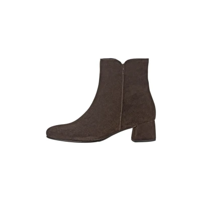 Image of Gabor Classic ankle boots, Women&#039;s, Size: 5, Chocolate shoes