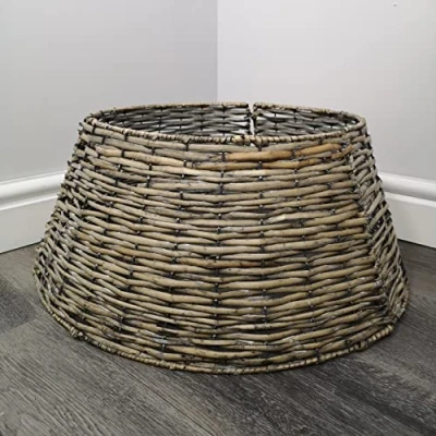 Image of 48/70cm Samuel Alexander KD Willow Christmas Tree Skirt Wicker Rattan Large Natural