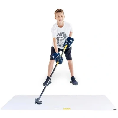Image of hockey training surface, intended to improve the stickhandling and shot technique, develop a strong (MY SHOOT PAD)