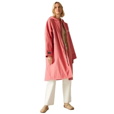 Image of Regatta Outdoor Active Unisex Waterproof Changing Robe Peach Pink/Biscot LXL