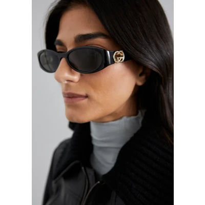 Image of Gucci Sunglasses, Women&#039;s, Size: 54, Black/grey