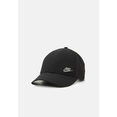 Image of Nike Sportswear CLUB Unisex Cap, Size: M/L, Black/metallic silver