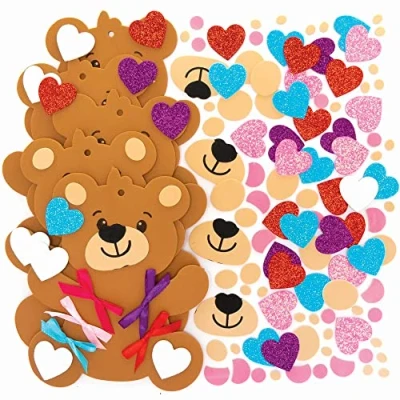 Image of Baker Ross Love Bear Heart Decoration Kits Pack of 5, Valentines Crafts for Kids (FC415), Assorted