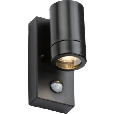 Image of KnightsBridge EAMON 230V IP44 GU10 Polycarbonate Single wall light with PIR Black