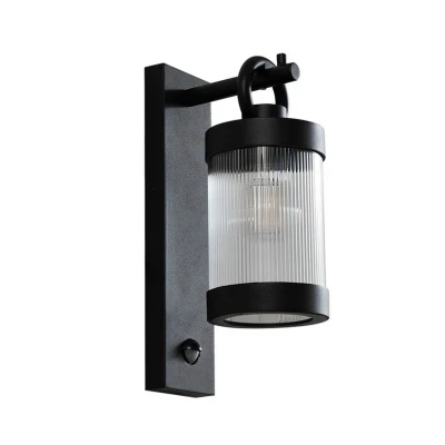 Image of Lindby outdoor wall light Yrene, 20 cm, black, sensor