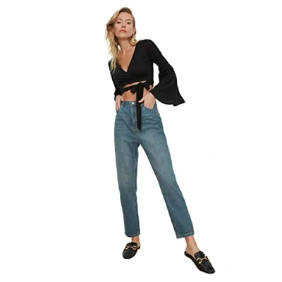 Image of Trendyol FeMan High Waist Straight Leg Mom Jeans Blue