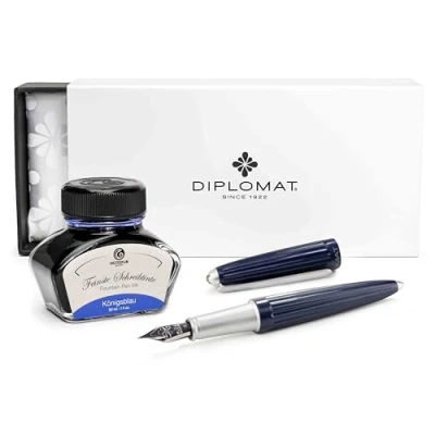 Image of Diplomat Aero Fountain Pen Midnight Blue with Stainless Steel Nib M and Ink Royal