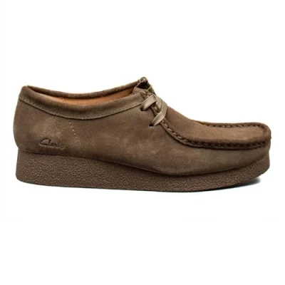 Image of Clarks Women&#039;s WallabeeEVO Sneaker, Olive Suede, 3 UK