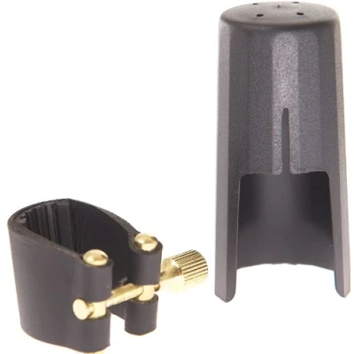 Image of Carmichael Alto Saxophone Ligature with Mouthpiece Cap