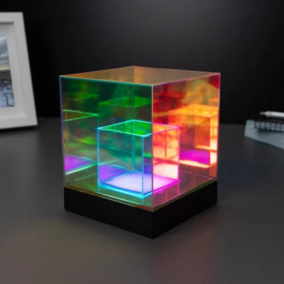 Image of RED5 Holographic Cube Lamp