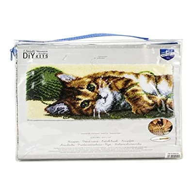 Image of Vervaco Latch Hook Kit: Rug: Playful Cat, Cotton, NA, 67 x 39cm