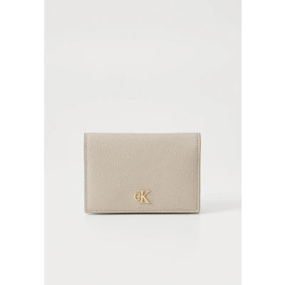 Image of Calvin Klein Jeans MIN Monogram FLAP Cardcase Wallet, Women&#039;s, Size: One Size, Chateau