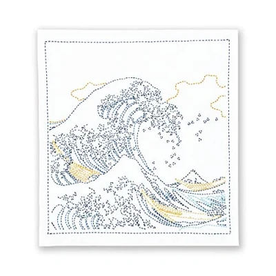 Image of Olympus Sashiko Kit Including Cloth Pre Printed a Pattern of Ukiyoe The Great Wave Kanagawa、Sashiko Needle、Sashiko Thread、Instractions in English
