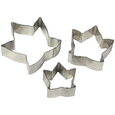 Image of PME IV201 Stainless Steel Ivy Leaf Cutters, Set of 3, Silver,4 x 1.2 4 cm