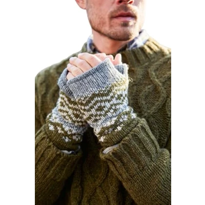 Image of Pachamama Men Wool Hand Wrist Warmers Fleece Lined Handknitted Fairisle One Size Handmade Thumbslot Thermal Extra Warm Fair Trade (Moss, Size)