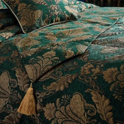 Image of Paoletti Shiraz Runner, Emerald, 33 x 230cm