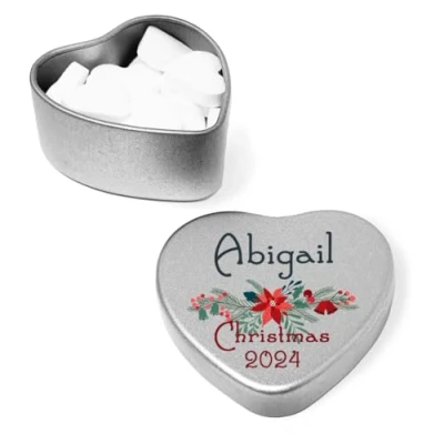 Image of Luxury Personalised Name Christmas 2024 Place Settings mini Heart Shaped Tin Xmas Dinner Table Wreath with Bells filled mints