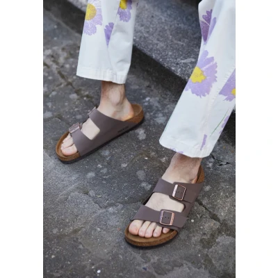 Image of Birkenstock Arizona Mules, Size: 9, Mocca High quality imitation leather