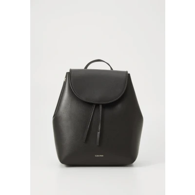 Image of Calvin Klein FOIL LOGO FLAP Backpack Rucksack, Women&#039;s, Size: One Size, Black/toasted coconut