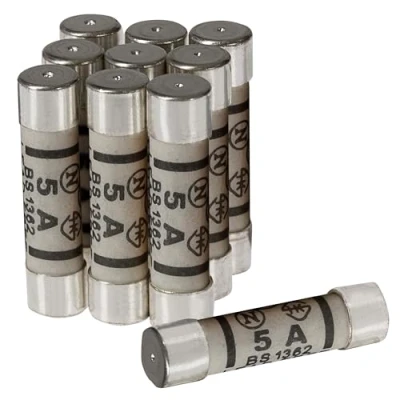 Image of Maplin 5 Amp Plug Fuse BS1362 25.4 x 6.4mm Pack of 10