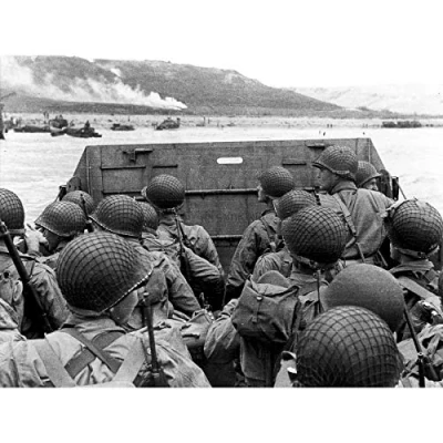 Image of War WWII USA Troops Landing Omaha D Day Photo Large Wall Art Poster Print Thick Paper 18X24 Inch