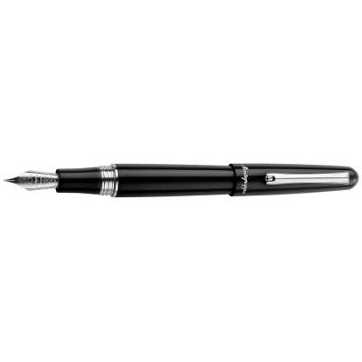 Image of Montegrappa Elmo 01 Fountain Pen Black