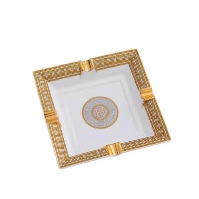 Image of BAKEBK European Porcelain Ashtray, Creative Personality Men&#039;s Coffee Table Ashtray Computer Desk Living Room Office