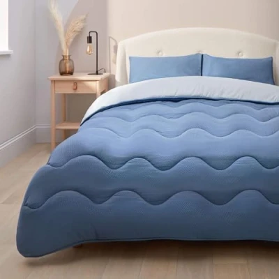 Image of Silentnight Coverless Seersucker Duvet 10.5 Tog All Year Round Single Quilt Reversible Includes Matching Pillowcase Machine Washable Grey and Light Blue