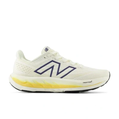Image of New Balance Womens Fresh Foam X Vongo V6, Angora/Sea Salt/Clementine, 6.5