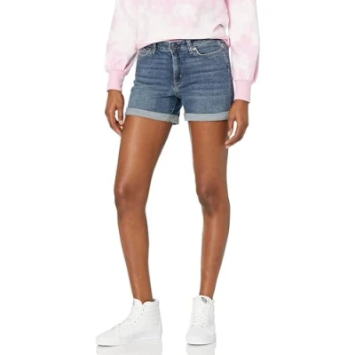 Image of Amazon Essentials Women&#039;s Mid Rise Slim Fit 4&quot; Denim Shorts, Vintage Wash, 20