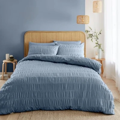 Image of Catherine Lansfield Seersucker Super King Duvet Set Blue
