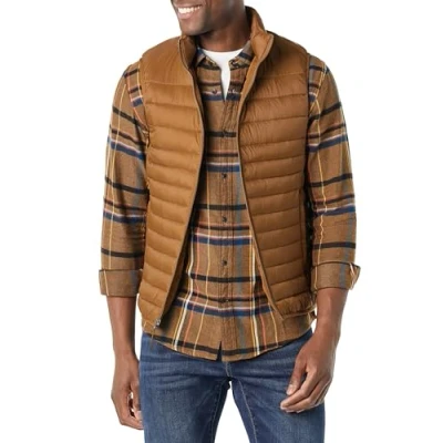 Image of Amazon Essentials Men&#039;s Lightweight Water Resistant Packable Puffer Gilet, Light Brown, S