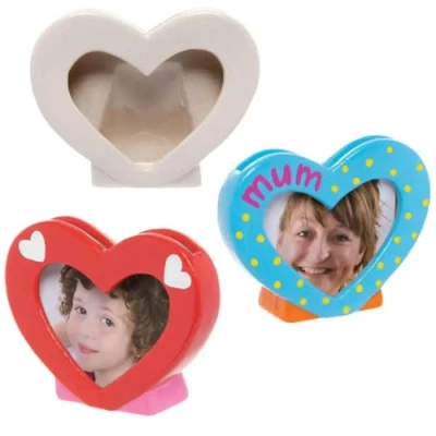 Image of Baker Ross Heart Porcelain Photo Frames Box of 3, Valentine Crafts for Kids (FC462), White