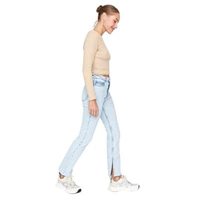 Image of Trendyol Women Petite High Waist Straight Leg Flare Jeans Blau