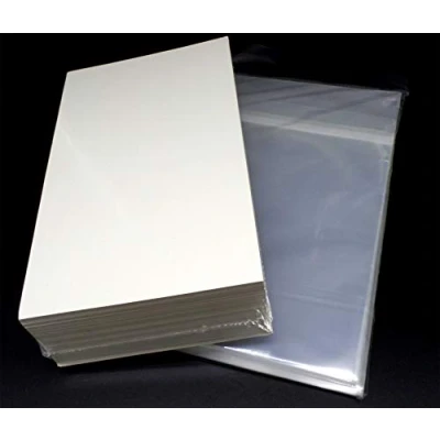 Image of docsmagic.de 100 Manga Size Resealable Comic Bags + Backing Boards Combo Pack 150 x 218 mm