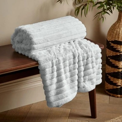 Image of Catherine Lansfield Cosy Ribbed Faux Fur Soft 130x170 cm Blanket Throw Grey