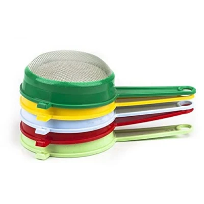 Image of Plastic Strainer with Handle 25cm Kitchen Strainer, Colander