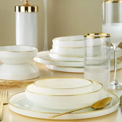 Image of Fecra Circle 18 Piece Glass Dinner Set for 6 People, White/Gold