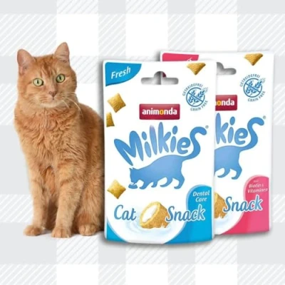 Image of AETN Creations Cat Treat Pack Animonda Milkies 4x30g Grain free Crunchy Snacks for Dental, Mobility, Hairball Wellness plus Chicken and Toy Mouse