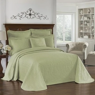 Image of Historic Charleston King Charles Modern Farmhouse Floral Matelasse Bedspread, 100% Cotton Breathable Bedding, King/CalKing, Sage