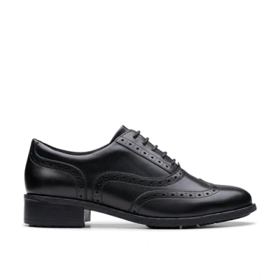 Image of Clarks Havisham Oak Leather Shoes in Black Size 8
