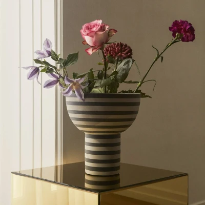 Image of AYTM Varia vase, black, Ø 23 cm, height 24 ceramic