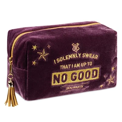 Image of Harry Potter Makeup Bag for Women, Teenagers, Girls Velvet Hogwarts Cosmetic Bags Travel Accessories Gifts (Purple)