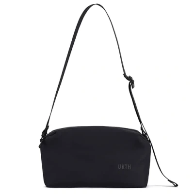 Image of Urth Dolomite 7L Crossbody Camera Sling Bag Weatherproof + Recycled (Black)