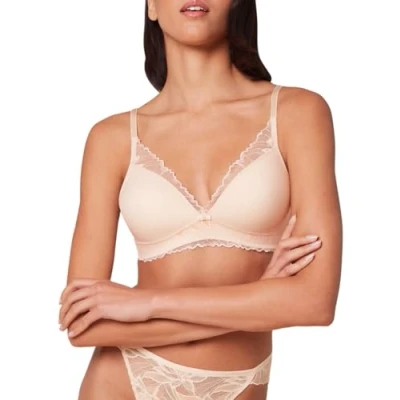 Image of Triumph Women&#039;s Amourette Charm Delight P Bra, Fresh Powder, 34D